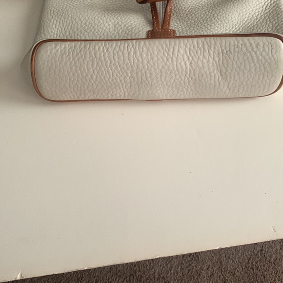 Dooney & Bourke Pebble Grain Toggle Crossbody - Picture 3 of 5